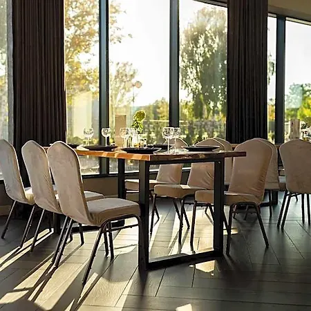 Promenada Biznes & Wypoczynek Hotel 3*