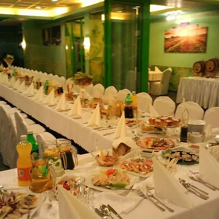 Promenada Biznes & Wypoczynek 3* Radom